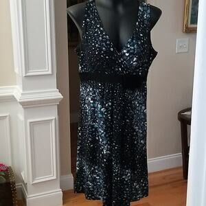 Sleeveless Summer Dress - Size M - Stretch